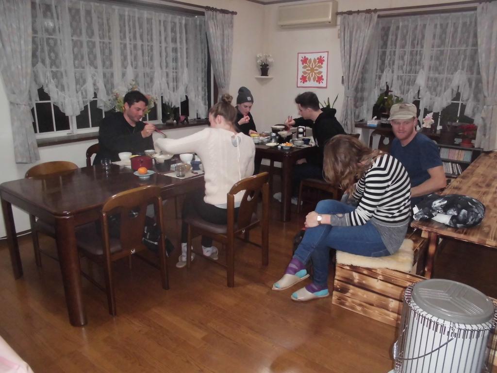 Pension Mile Post Itoigawa Екстер'єр фото