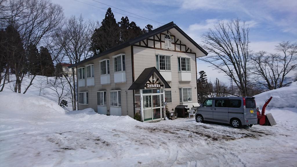 Pension Mile Post Itoigawa Екстер'єр фото