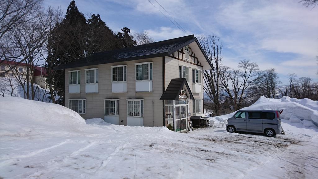Pension Mile Post Itoigawa Екстер'єр фото